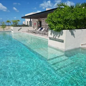 'syrena Luxury Caribbean' Heart Of - Fast Wi-fi - Sea Views Aparthotel