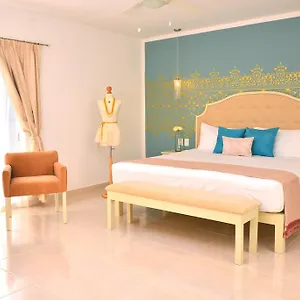 Unic Design & Restaurant- 5th Avenue (adults Only) Плая-дель-Кармен